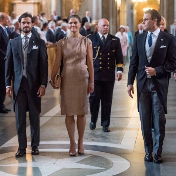 Le prince Carl Philip de Suède, la princesse Victoria et le prince Daniel en la chapelle royale du palais Drottningholm, le 4 septembre 2017 à Stockholm, pour assister à une messe d'action de grâce en l'honneur de la naissance du prince Gabriel, second fils du prince Carl Philip et de la princesse Sofia.