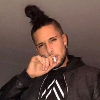 Eddy (Secret Story) confronté à des fans agressifs : "Juste respecte-moi"