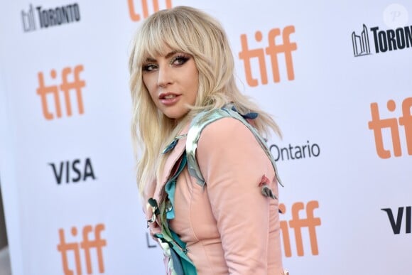 Lady Gaga (en Lanotta Studio) à la première de Gaga: Five Foot Two au Toronto International Film Festival 2017, Toronto, Ontario, le 8 septembre 20147.