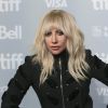 Lady Gaga (tenue Elie Saab) lors de la conférence de presse de Gaga: Five Foot Two au Toronto International Film Festival 2017, Toronto, Ontario, le 8 septembre 20147.