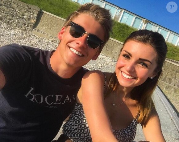 Thomas (Koh-Lanta Fidji) file le parfait amour avec sa chérie Mélody, élue Miss Océane 2017.