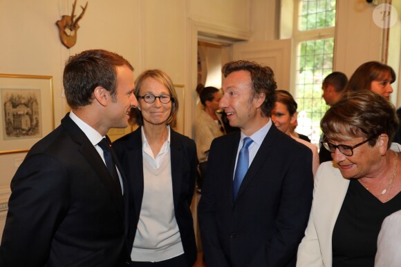 Emmanuel Macron et Françoise Nyssen - Le Président de la république française Emmanuel Macron visite le château de Monte-Cristo en compagnie de Stéphane Bern à Marly-le-Roi, France, le 16 septembre 2017. Emmanuel Macron confie une mission de préservation du patrimoine à Stéphane Bern. L'animateur de France 2 est chargé de lister les monuments et bâtiments en péril avant de proposer des pistes pour financer les rénovations. © Ludovic Marin/Pool/Bestimage