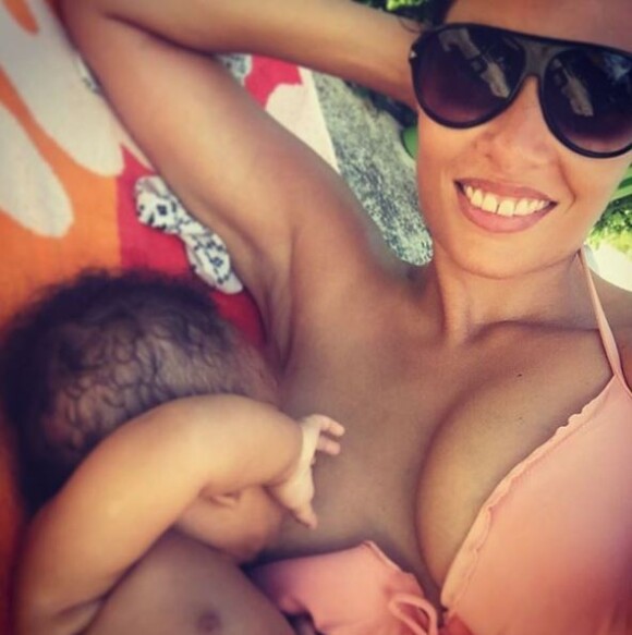 Cyntyhia Brown allaite sa fille, Instagram, septembre 2017