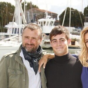 Alexandre Brasseur, Clement Remiens, Ingrid Chauvin de la série "Demain nous appartient" - Photocall lors du 19e Festival de la Fiction TV de La Rochelle, le 16 septembre 2017.  © Christophe Aubert via Bestimage