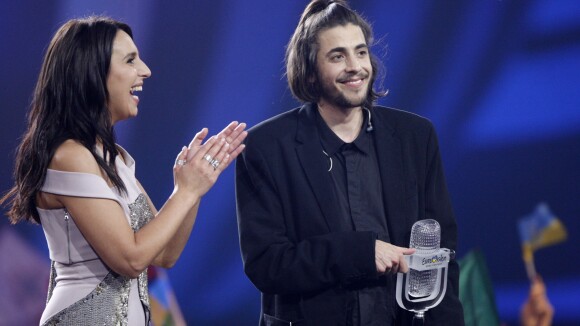 Salvador Sobral en soins intensifs : Sa greffe est "une course contre le temps"