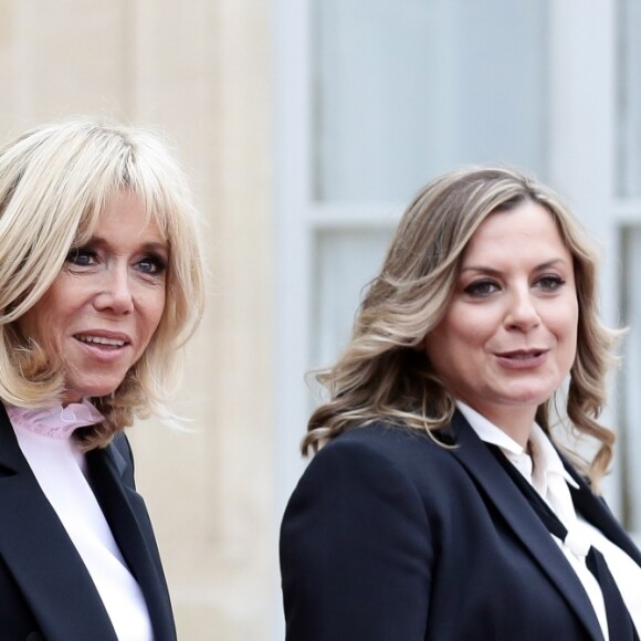 Nadia Aoun, Brigitte Macron et Claudine Aoun - Brigitte Macron (Trogneux ) accueille Nadia Al Chami, la femme de Michel Aoun, et ses filles au palais de l'Elysée à Paris le 25 septembre 2017. © Stéphane Lemouton / Bestimage