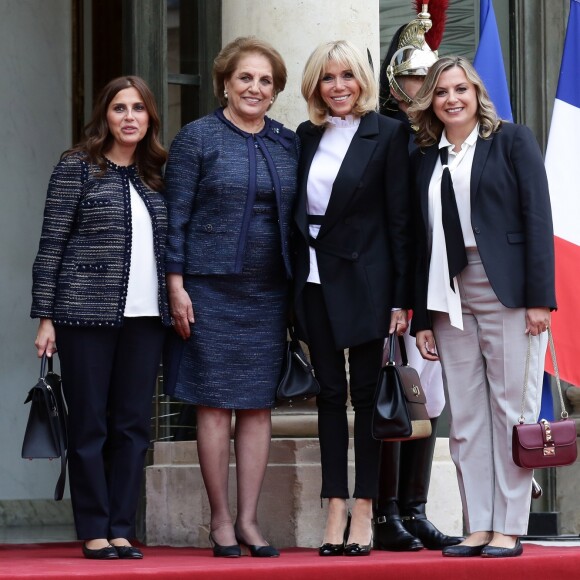 Chantal Aoun, Nadia Aoun, Brigitte Macron et Claudine Aoun - Brigitte Macron (Trogneux ) accueille Nadia Al Chami, la femme de Michel Aoun, et ses filles au palais de l'Elysée à Paris le 25 septembre 2017. © Stéphane Lemouton / Bestimage