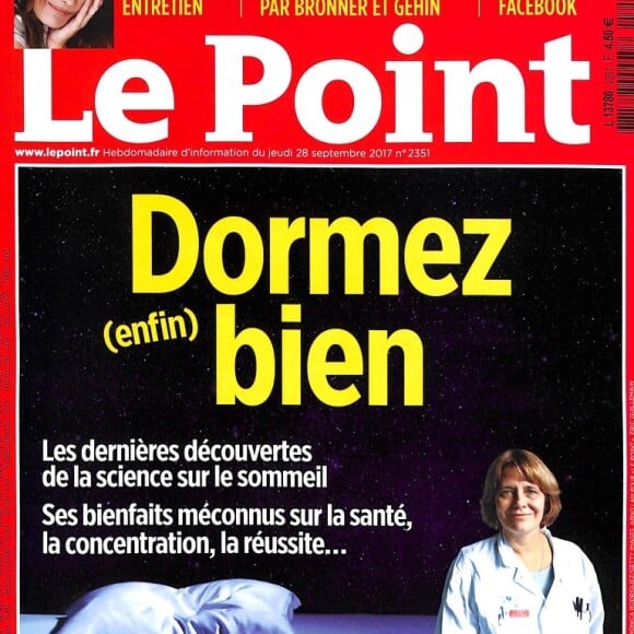 Carla Bruni en couverture du "Point" en kiosques le 28 septembre 2017.