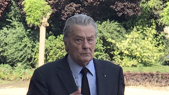 Alain Delon : "Je suis content que ma fille ait rétabli la vérité"