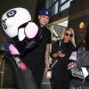 Rob Kardashian et sa compagne Blac Chyna arrivent à l'aéroport LAX de Los Angeles, le 27 Mars 2016.