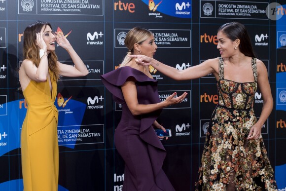 Leticia Dolera, Hiba Abouk, Mariam Hernandez - Avant-première du film "The Wife" lors de la cérémonie de clôture du 65ème festival du film de San Sebastian, le 30 octobre 2017.
