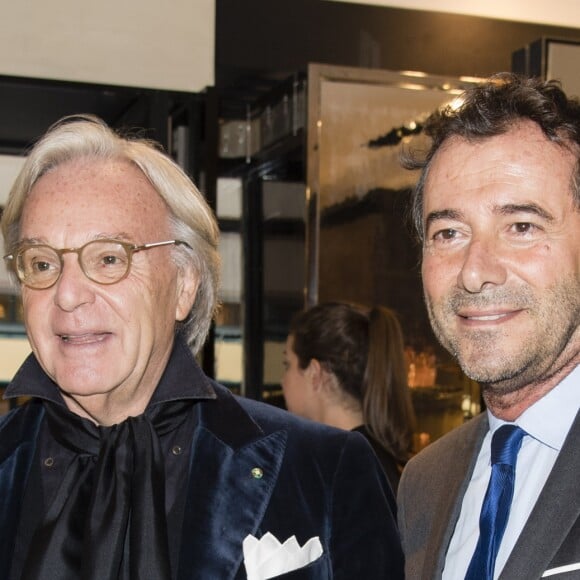 Semi-exclusif - Diego Della Valle (PDG de Tod's) et Bernard Montiel - Tod's dévoile sa nouvelle collection de sacs à main Pop Up "Sella" dans sa boutique rue du Faubourg-Saint-Honoré à Paris, France, le 2 octobre 2017. © Pierre Perusseau/Bestimage