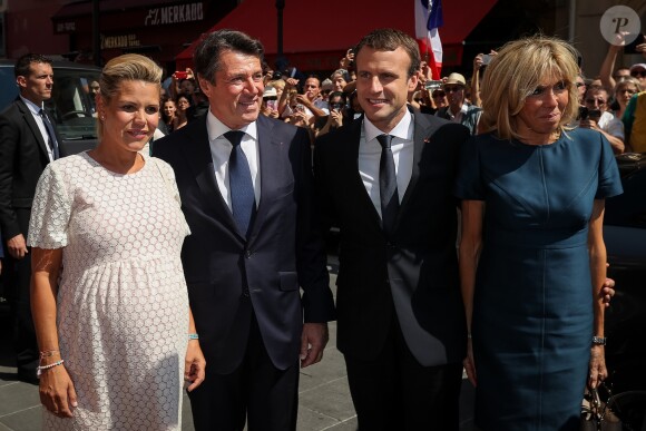 Le maire de Nice, Christian Estrosi, sa femme Laura Tenoudji  - Le président de la République est reçu par l'hôtel de ville de Nice pour un entretien avant la cérémonie d'hommage aux victimes de l'attentat du 14 juillet 2016 à Nice, le 14 juillet 2017. © Cyril Moreau/Bestimage