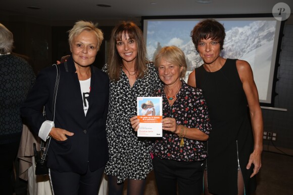Exclusif - Muriel Robin, Anna Veronique El Baze, Christine Janin et Anne Le Nen lors du lancement du livre de Christine Janin et Anna Veronique El Baze 'Dame de Pics et Femme de Coeur', à l'hôtel Mandarin Oriental, à Paris, France, le 09 Octobre 2017.