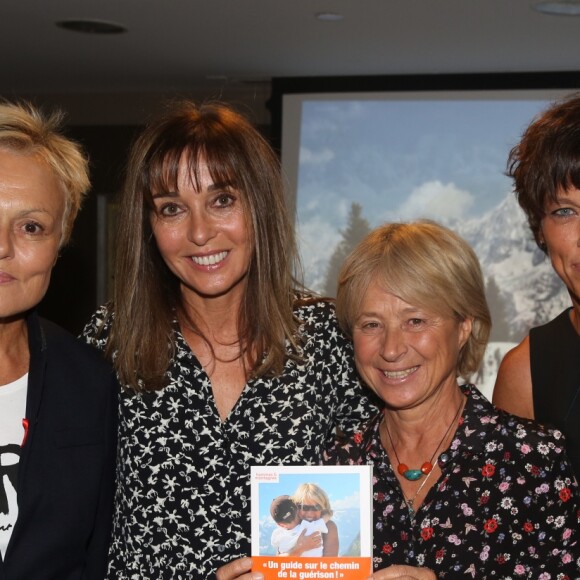 Exclusif - Muriel Robin, Anna Veronique El Baze, Christine Janin et Anne Le Nen lors du lancement du livre de Christine Janin et Anna Veronique El Baze 'Dame de Pics et Femme de Coeur', à l'hôtel Mandarin Oriental, à Paris, France, le 09 Octobre 2017.