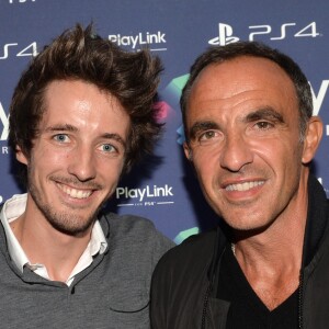 Nikos Aliagas et Gus (magicien illusioniste) - Soirée de lancement de PlayLink de PlayStation au Play Link House à Paris, France, le 12 octobre 2017. © Veeren/Bestimage