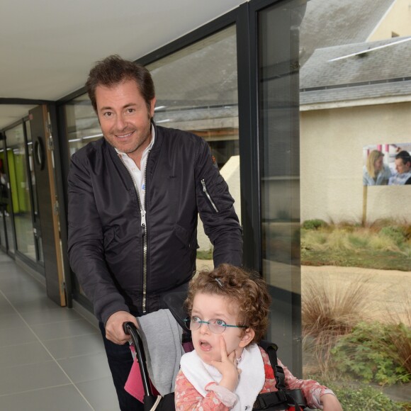 Exclusif - Jérôme Anthony et Maureen - L'Institut médico-éducatif de Kerdreineg, à Crédin, près de Pontivy, a fêté en grande pompe la fin de trois années de travaux. La fondation Claude-Pompidou, propriétaire des lieux, a investi 2,7 millions d'euros pour rénover et agrandir cet IME qui accueille 42 enfants et jeunes polyhandicapés à Crédin le 5 octobre 2017. © Rachid Bellak / LMS / Bestimage