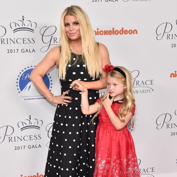 Jessica Simpson et sa fille Maxwell à la soirée Princess Grace Awards au Paramount Studios à Los Angeles, le 24 octobre 2017
