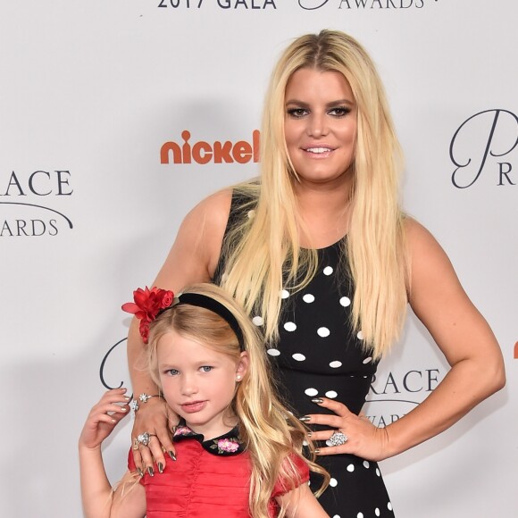 Jessica Simpson et sa fille Maxwell à la soirée Princess Grace Awards au Paramount Studios à Los Angeles, le 24 octobre 2017