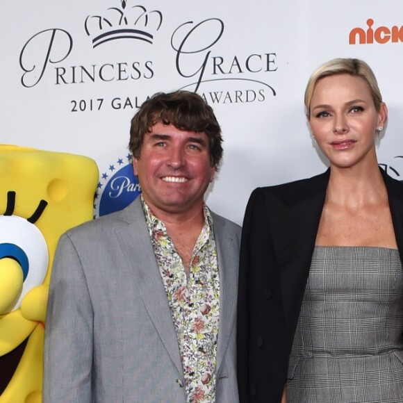 La princesse Charlene de Monaco et toute l'équipe de Bob l'éponge à la soirée Princess Grace Awards au Paramount Studios à Los Angeles, le 24 octobre 2017 © Chris Delmas/Bestimage