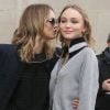 Vanessa Paradis et sa fille Lily-Rose Depp - Arrivées au défilé de mode prêt-à-porter automne-hiver 2017/2018 "Chanel" au Grand Palais à Paris. Le 7 mars 2017 © CVS-Veeren / Bestimage