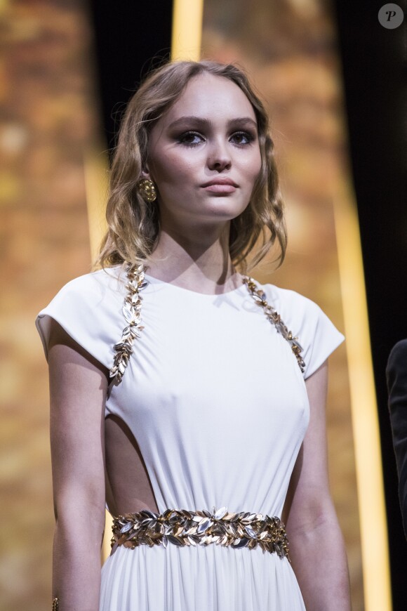 Lily-Rose Depp - Cérémonie d'ouverture du 70e Festival International du Film de Cannes. Le 17 mai 2017 © Borde-Jacovides-Moreau / Bestimage