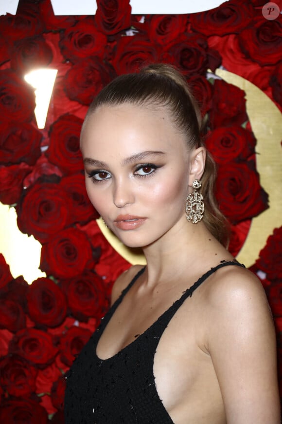 Lily-Rose Depp à la soirée WWD Honors à New York le 24 octobre 2017. Lily-Rose Depp at The Second Annual WWD Honors in New York City