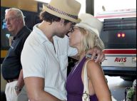 Jennie Garth et son beau mari sont toujours très amoureux... et le prouvent !