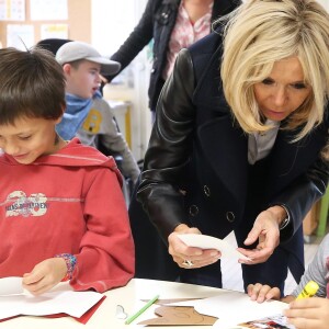 Brigitte Macron, accompagnée de Sophie Cluzel, Secrétaire d'État auprès du Premier ministre, chargée des Personnes handicapées, a visité un accueil de loisirs inclusif à l'école élémentaire Anatole de Monzie. Nantes, le 27 Octobre 2017 © Dominique Jacovides / Bestimage