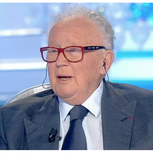 Philippe Bouvard tacle Laurent Ruquier dans "Salut les Terriens !" sur C8. Le 28 octobre 2017?