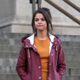 Selena Gomez sur le tournage du dernier projet de W.Allen au MET à New York le 4 octobre 2017.