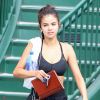 Selena Gomez à la sortie de son cours de yoga à West Hollywood. Selena a une énorme cicatrice à la cuisse droite. Le 1er novembre 2017