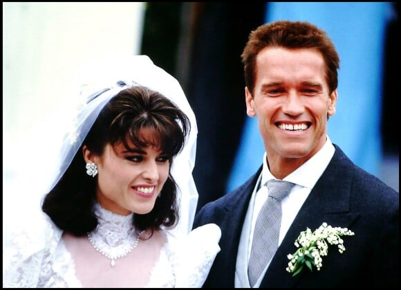 Arnold Schwarzenegger et Maria Shriver le jour de leur mariage en 1986