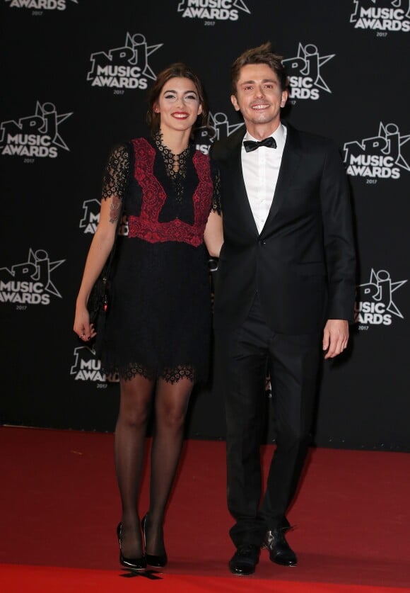 Léa Paci et Guillaume Pley - 19ème édition des NRJ Music Awards à Cannes le 4 novembre 2017. © Dominique Jacovides/Bestimage