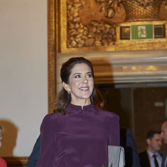 La princesse Mary de Danemark à l'Hôtel de Ville de Copenhague le 3 novembre 2017 pour le dévoilement des timbres de Noël caritatifs 2017.