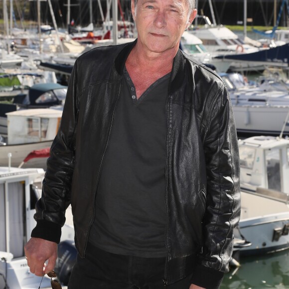 Bruno Wolkowitch pour la série "Les hommes de l'ombre" - Photocall lors du 18ème Festival de la Fiction TV de La Rochelle. Le 15 septembre 2016 © Patrick Bernard / Bestimage