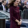 La duchesse Catherine de Cambridge, enceinte de son troisième enfant avec le prince William et habillée d'une robe de la marque Goat, participait le 8 novembre 2017 à un forum organisé à Londres par l'association Place2Be dont elle est la marraine.