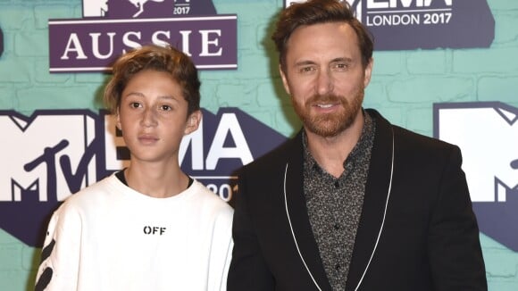 David Guetta : Premier tapis rouge avec son fils Tim Elvis !