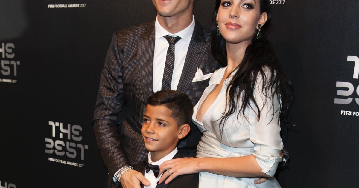 Carnet rose – Cristiano Ronaldo accueille un nouvel enfant : une petite  fille ! –