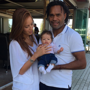 Jackie Chamoun, son époux Christian Karembeu et leur fille. Octobre 2017.