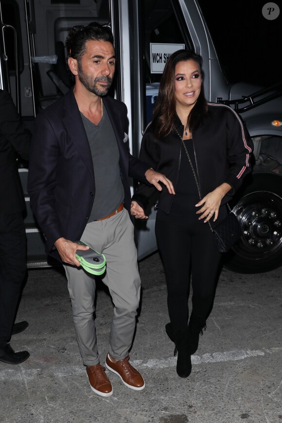 Eva Longoria et son mari José Baston arrivent à la répétition du diner de mariage de S. William et A. Ohanian à la Nouvelle-Orléans, le 15 novembre 2017.