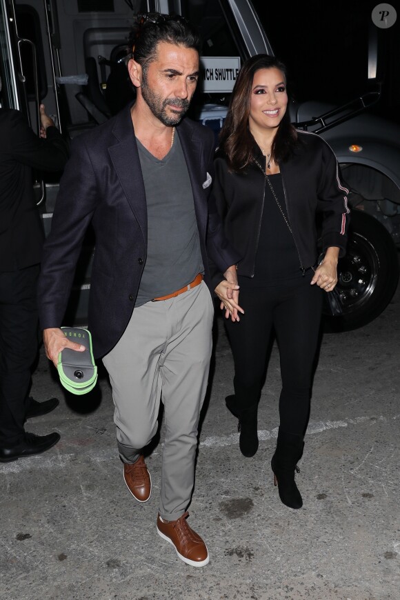 Eva Longoria et son mari José Baston arrivent à la répétition du diner de mariage de S. William et A. Ohanian à la Nouvelle-Orléans, le 15 novembre 2017.