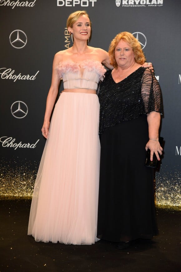 Diane Kruger et sa mère Maria-Theresa Heidkrüger - Cérémonie des Bambi Awards 2017 à Berlin. Le 16 novembre 2017.