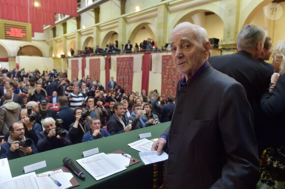 Charles Aznavour - 157ème vente aux enchères des vins des Hospices de Beaune à Beaune le 19 novembre 2017. © Giancarlo Gorassini/Bestimage