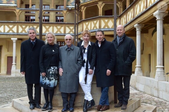 Alain Suguenot, Agnès b., Charles Aznavour, Julie Depardieu et Marc-Olivier Fogiel - 157ème vente aux enchères des vins des Hospices de Beaune à Beaune le 19 novembre 2017. © Giancarlo Gorassini/Bestimage