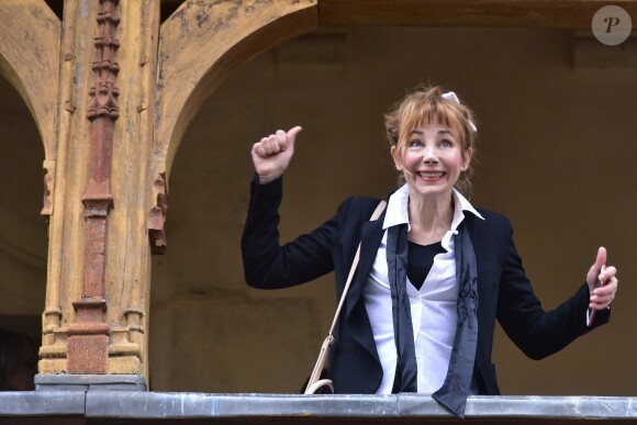 Julie Depardieu - 157ème vente aux enchères des vins des Hospices de Beaune à Beaune le 19 novembre 2017. © Giancarlo Gorassini/Bestimage