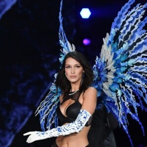 Bella Hadid - Défilé Victoria's Secret 2017 à la Mercedes-Benz Arena Shanghai. Shanghaï, le 20 novembre 2017.