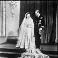  Photo de mariage de la reine Elizabeth II et du duc d'Edimbourg, le 20 novembre 1947. 