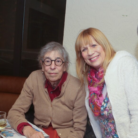 Exclusif - Anémone avec Mario d'Alba et sa femme Stone (Annie Gautrat) lors de la soirée hommage pour les 50 ans de carrière d'Anémone au café "Bonne Bière" à Paris, le 29 novembre 2017. © CVS/Bestimage