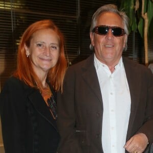 Gilbert Montagné avec sa femme Nikole à la première de "Gilbert Montagné, le visionnaire" au siège de la SACEM à Neuilly-sur-Seine, le 15 novembre 2017. © CVS/Bestimage